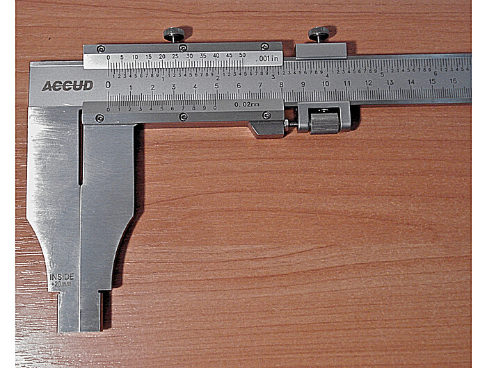 Штангенциркуль ноніусний 127-020-11