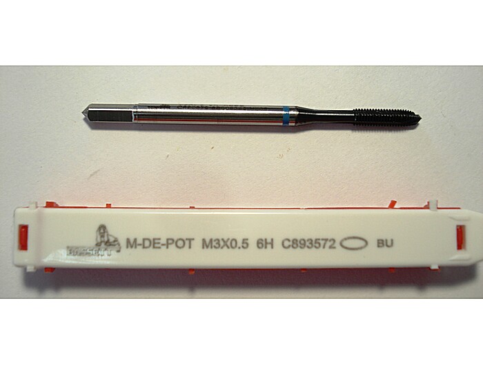 Метчик прямой SPT M3*0.5 C893572 DIN371 Одно кольцо голубое