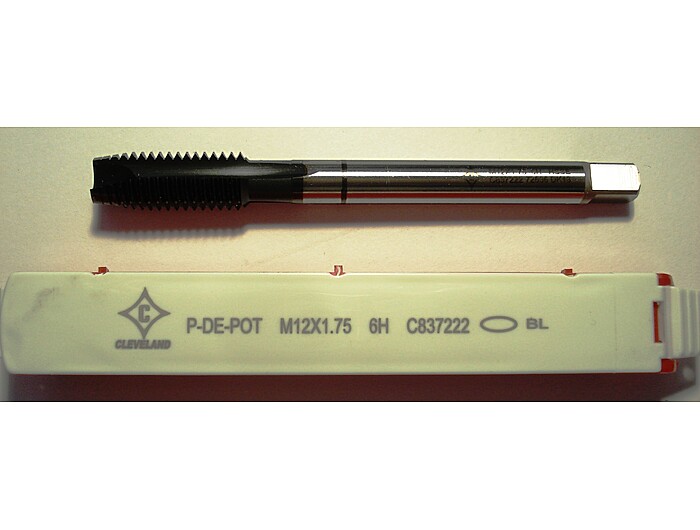 Метчик прямой SPT M12*1.75 C837222 DIN376 Одно кольцо черное