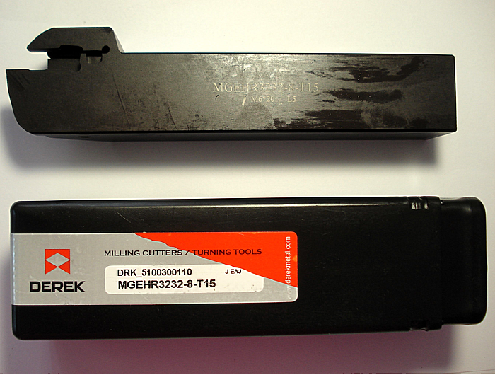 Державка MGEHR3232-8-T15