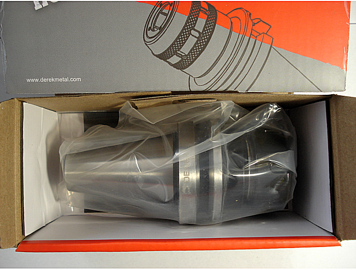 Патрон цанговий BT40-ER32-70