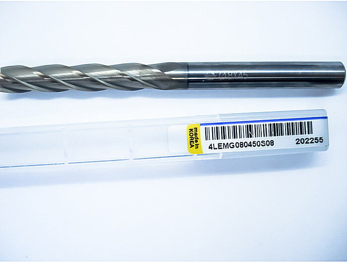 Фреза конечная длинная 4LEMG080450S08 8*45*100L*S8*4F*J-CRO